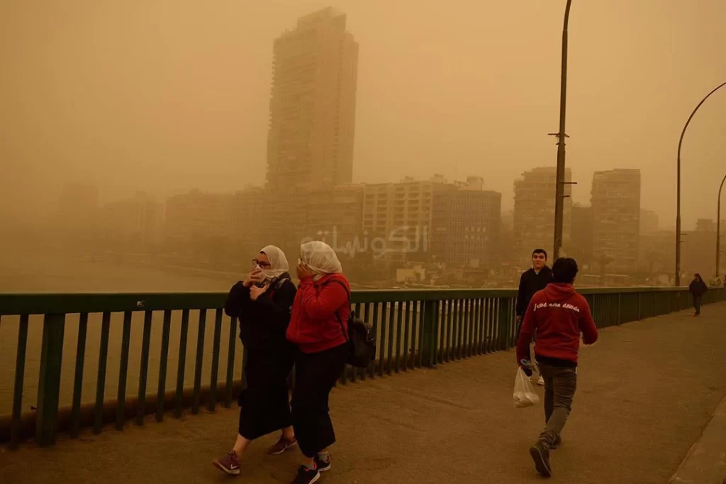 حالة الطقس اليوم والعاصفة الترابية