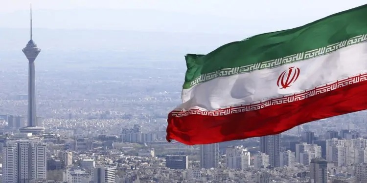 إيران