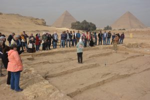 مدرسة الحفائر، أهرامات الجيزة، وزارة السياحة والآثار، جمعية أبحاث مصر القديمة، حفائر حيط الغراب