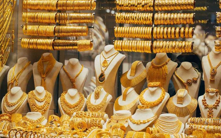أسعار الذهب اليوم، سعر عيار 21 الآن، تراجع أسعار الذهب، سعر الذهب في مصر، بورصة الذهب العالمية