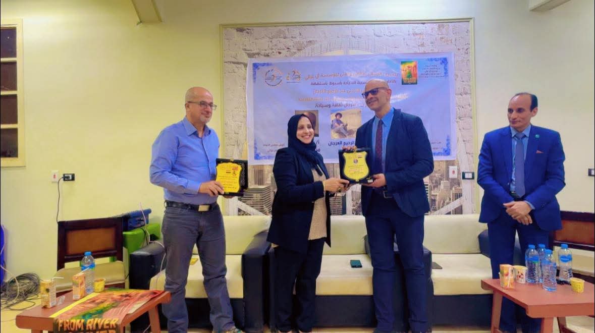 الرحالة الأردني عبد الرحيم العرجان مع محافظ أسيوط اللواء هشام أبو النصر