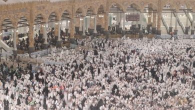ساحات الحرم المكي تفيض بالمعتمرين في مشهد مهيب خلال شهر رمضان مشاعر معتمر