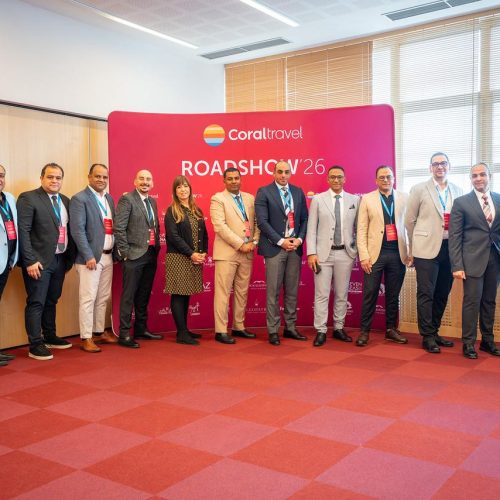 فريق عمل وزارة السياحة و Coral Travel خلال المعرض السياحي الدولي Holiday World بالتشيك.