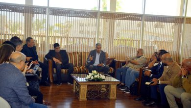 اجتماع وزير السياحة والآثار مع أعضاء غرفة الغوص بشرم الشيخ