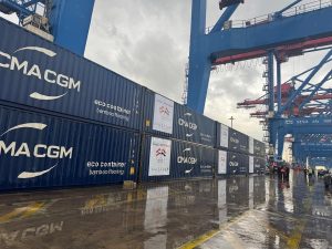 مساعدات إغاثية