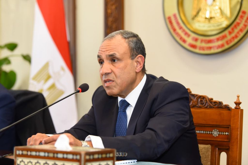 وزير الخارجية