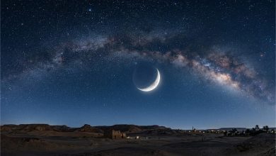 هلال القمر في سماء الليل ليلة الرؤية لتحديد موعد عيد الأضحى 2026 فلكياً وقفة عرفات
