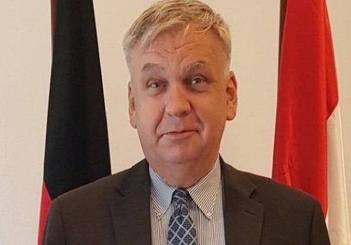 سفير ألمانيا يورجن شولتس يشيد بدور مصر المحوري في تعزيز السلام بالمنطقة