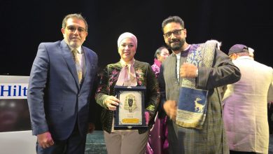 الدكتورة حنان الدرباشي تستلم جائزة تكريم مؤسسة مصر الخير