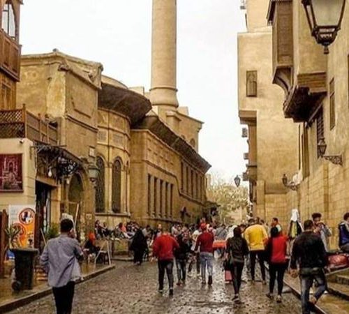 الدكتور إبراهيم صابر محافظ القاهرة يترأس اجتماع المجلس التنفيذي استعدادا لعيد الأضحى