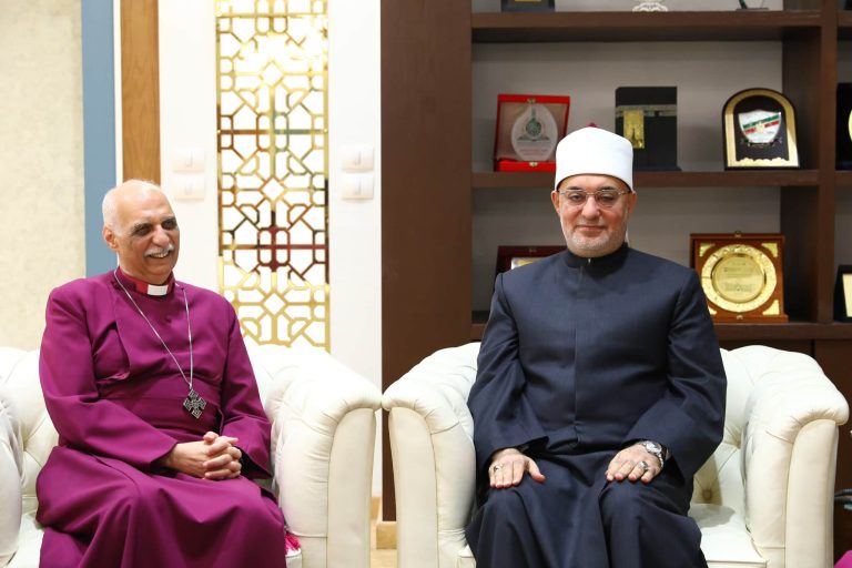 مفتي الجمهورية الدكتور نظير عياد يستقبل وفد الكنيسة الأسقفية للتهنئة بعيد الأضحى