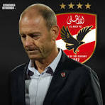 المدير الفني الدنماركي ييس توروب أحمد عويس