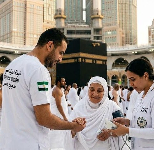 صورة لأطباء البعثة الطبية المصرية أثناء خدمة الحجاج المصريين