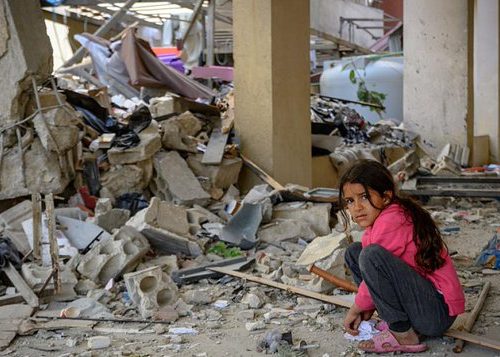 صورة توضح آثار غارة إسرائيلية عنيفة على بلدة قعقعية الجسر في قضاء النبطية جنوب لبنان