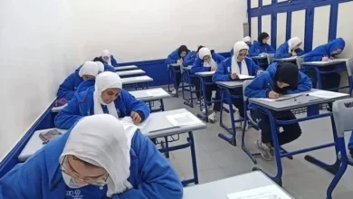 طلاب مدارس التكنولوجيا التطبيقية