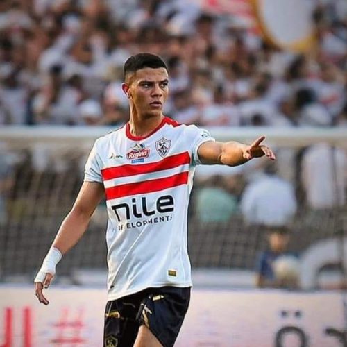 محمد شحاتة كابتن الزمالك في الملعب