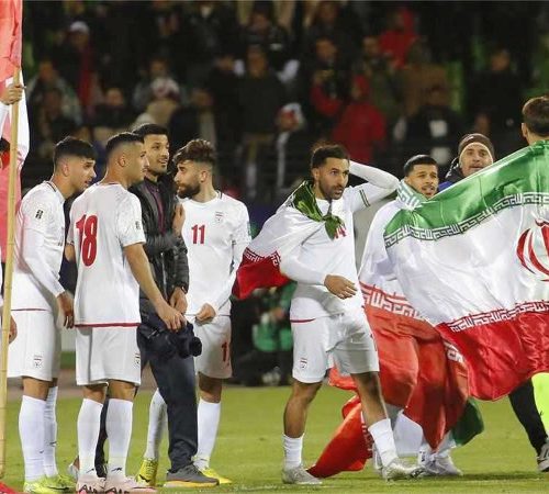 إيران