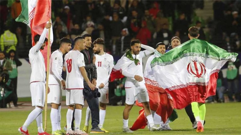 إيران