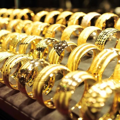 أسعار الذهب اليوم الأحد في مصر وعيار 21 يعود للصعود بالصاغة
