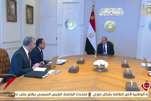 الرئيس السيسي يجتمع مع وزير الكهرباء لاستعراض مشروعات تدعيم الشبكة القومية للكهرباء