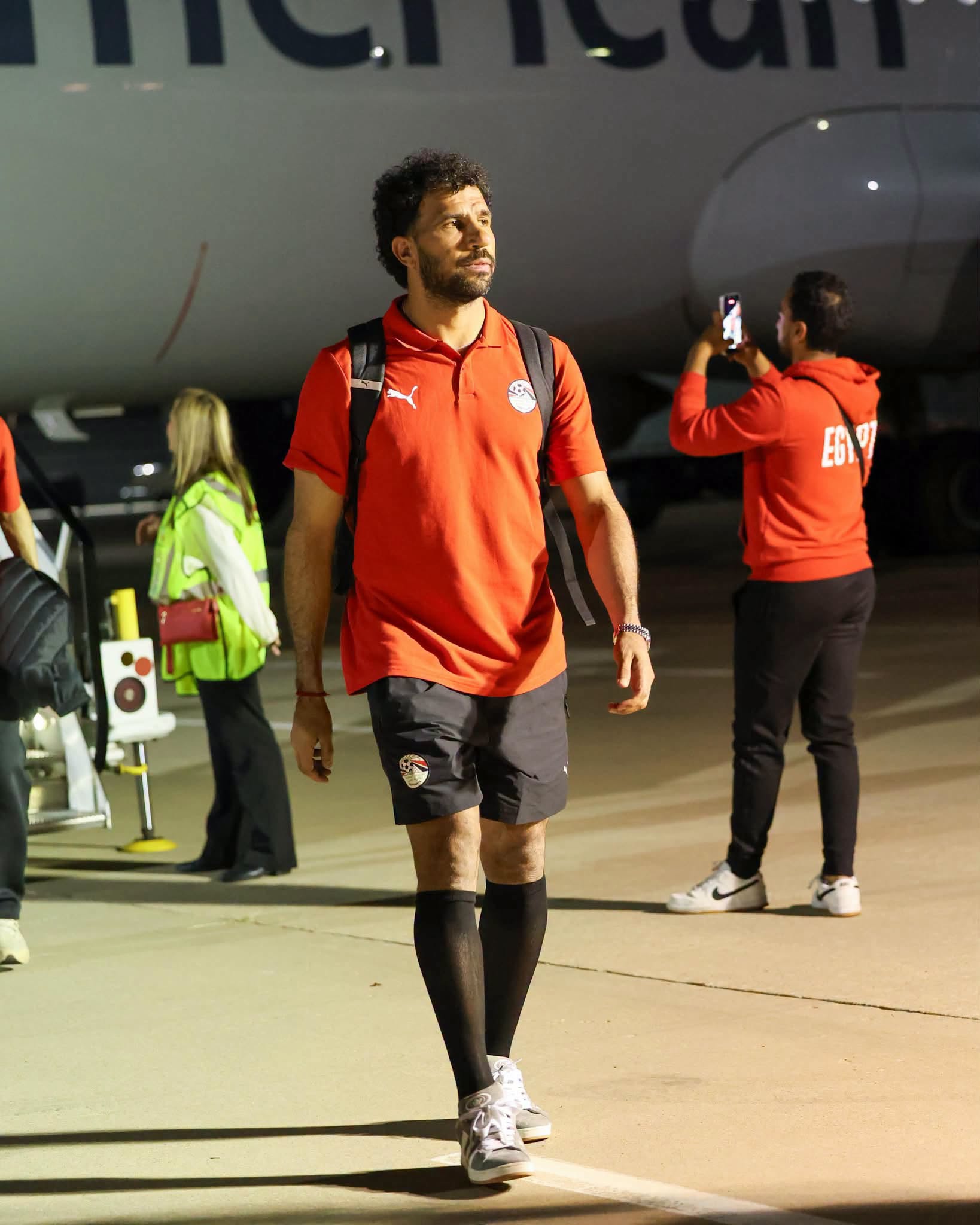 وصول بعثة منتخب مصر إلى دالاس استعدادا لمواجهة أستراليا