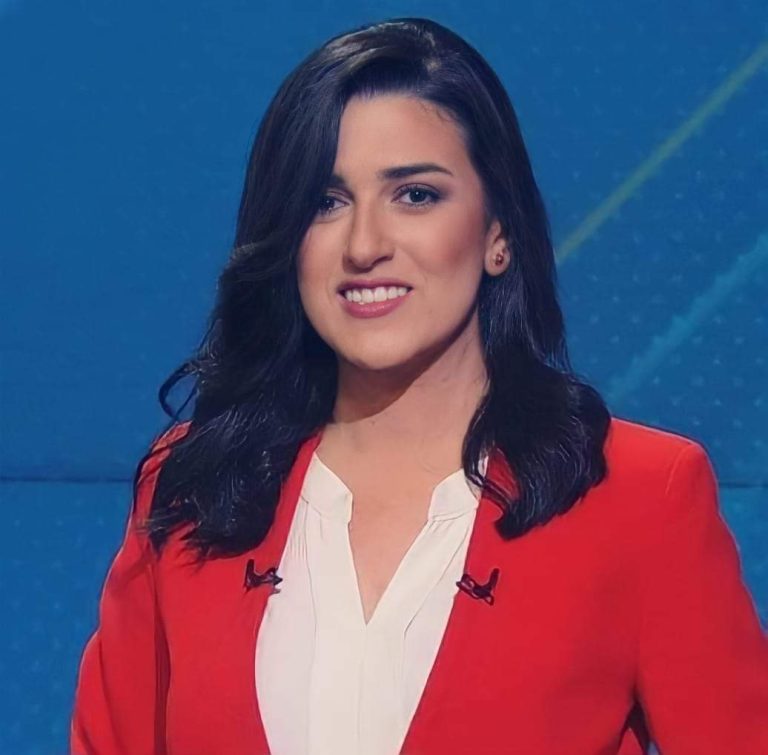 بودكاست “ناجحات”.. روان لاشين تتجاوز السيرة الذاتية إلي عمق الشخصية