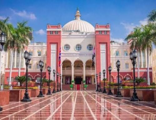 جامعة القاهرة الأهلية
