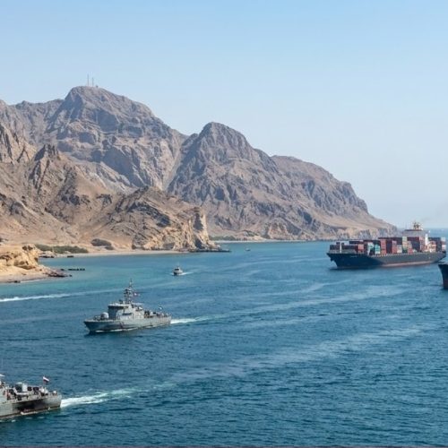 مضيق هرمز وتواجد القوات البحرية لتأمين حركة الملاحة البحرية وإجراءات حماية الأمن القومي