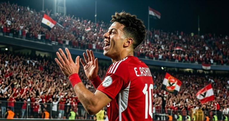 إمام عاشور بقميص النادي الأهلي خلال مباراة رسمية