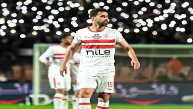 اللاعب عبد الله السعيد بقميص نادي الزمالك