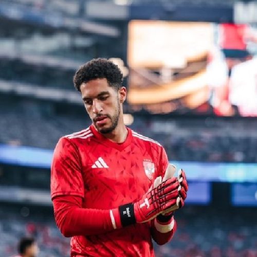 مصطفى شوبير حارس مرمى النادي الأهلي بعد تجديد عقده
