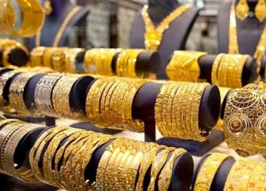 هدوء مؤقت بالسوق المحلي.. استقرار أسعار الذهب في مصر وسط محاولات الأونصة العالمية للتعافي