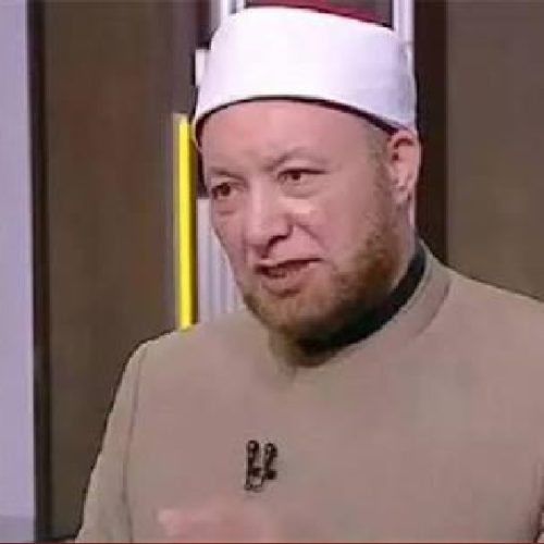 أمين الفتوى يوضح حكم تعليق صورة المتوفى في المنزل