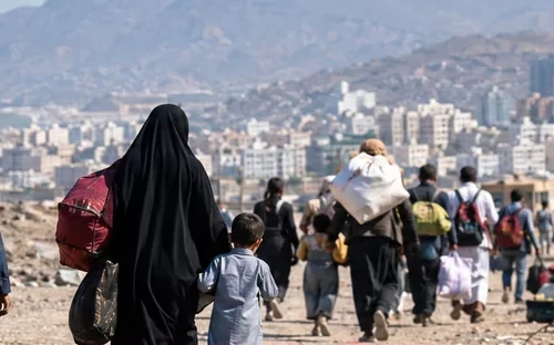 نزوح 76 ألف شخص في اليمن منذ يوليو مع تصاعد القتال
