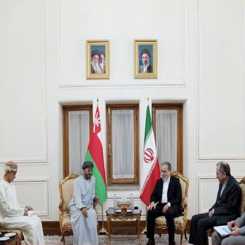 إيران وعُمان وآلية الملاحة في مضيق هرمز وسط اعتراض واشنطن