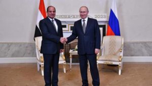 السيسي يبحث العلاقات الثنائية والملفات الأفريقية مع بوتين في موسكو