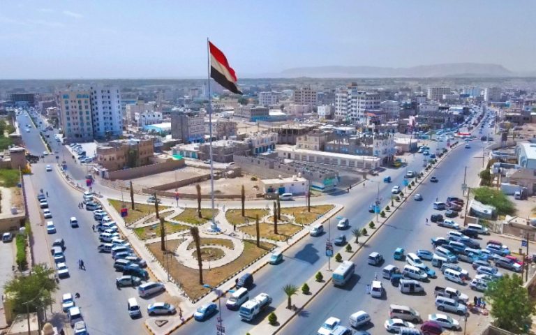 الجيش اليمني يتهم الحوثيين بقصف مأرب بصواريخ باليستية