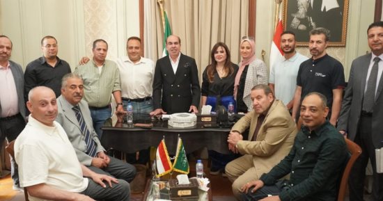 الوفد يواصل تلقي طلبات الترشح
