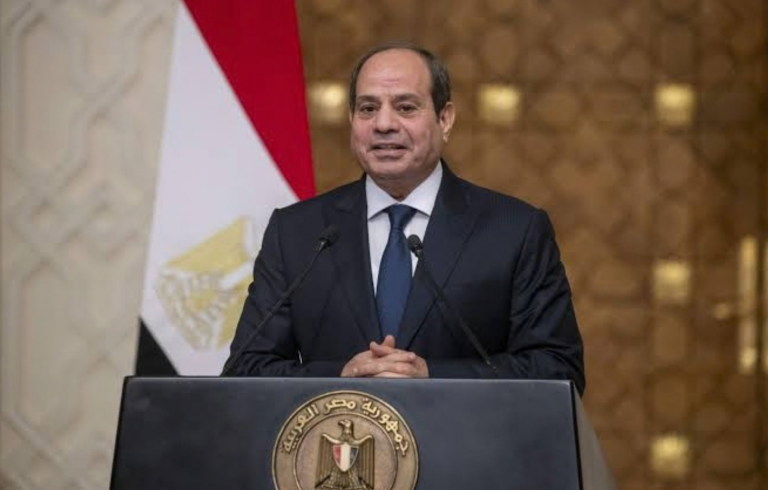الرئيس السيسي يهنئ بذكرى انتصارات أكتوبر المجيدة