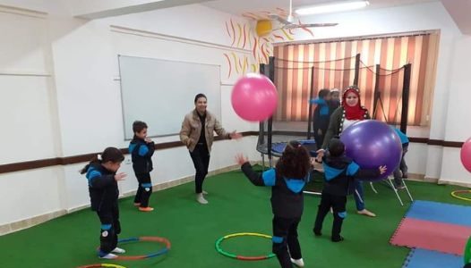 طلاب المرحلة الابتدائية يشاركون في اكتشاف المواهب